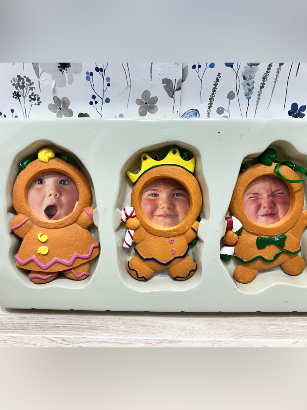 Melannco Gingerbread Photo Christmas Ornaments Set of 3 in Original Box